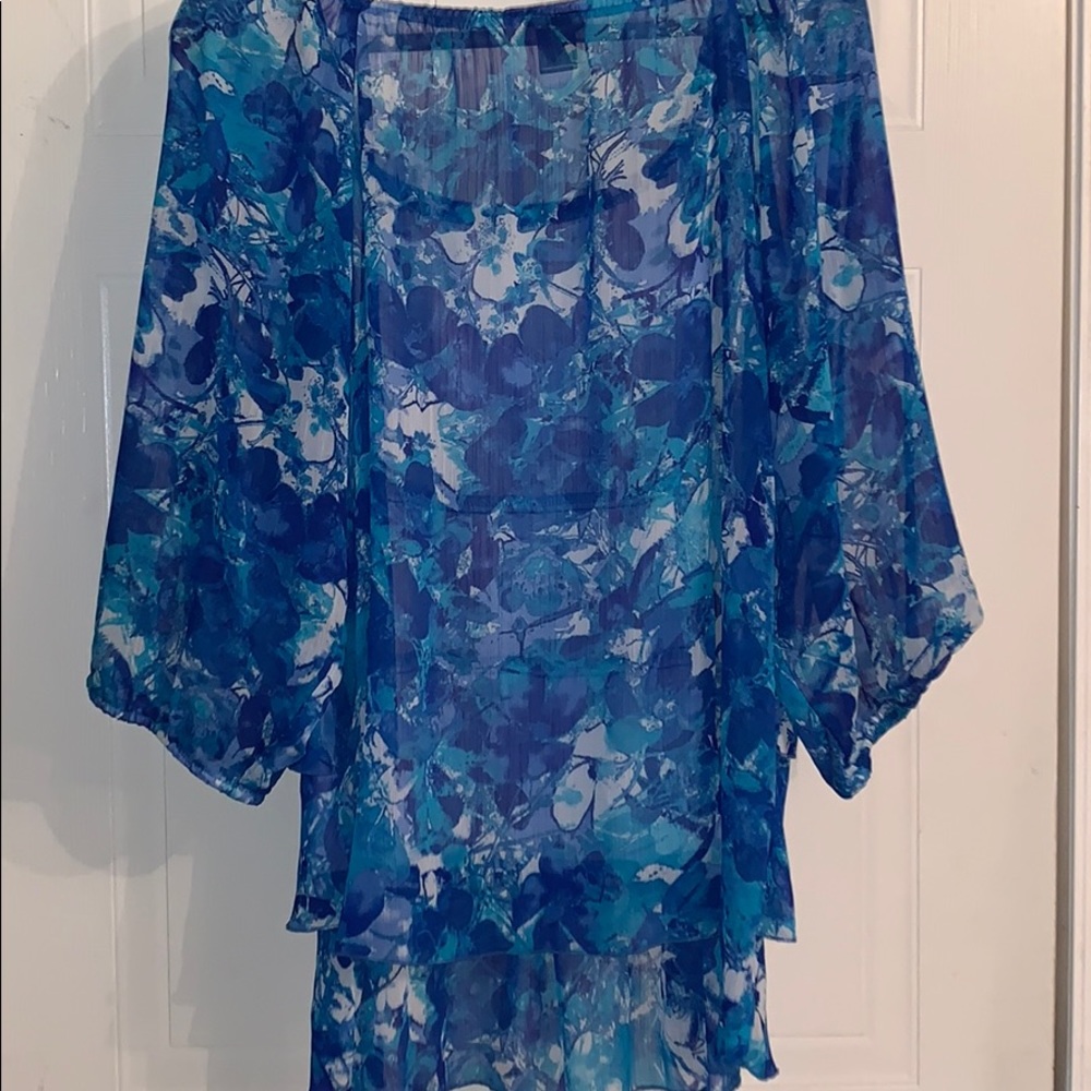 Blue flora blouse - Picture 4 of 5